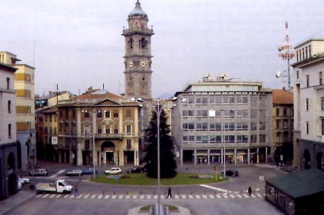 Piazza monte grappa