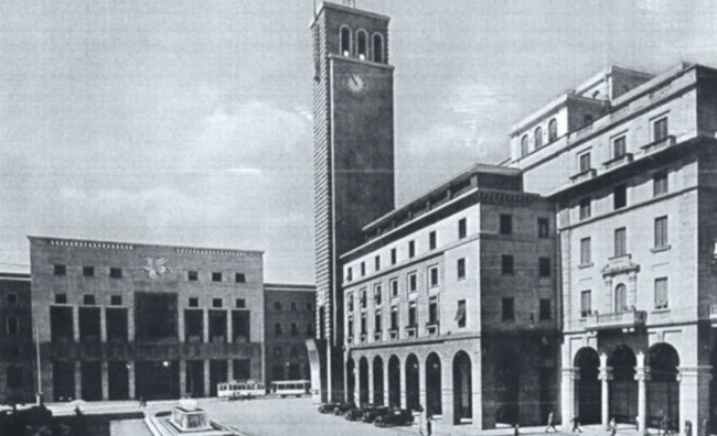 Piazza 4