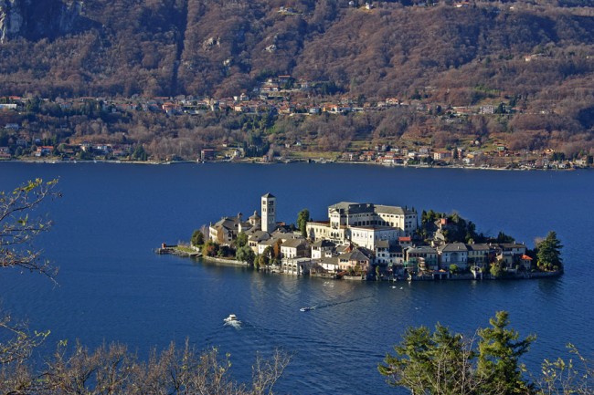 Lago-d'Orta_San-Giulio