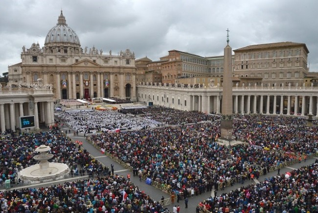 VATICAN-RELIGION-POPE-CANONISATION