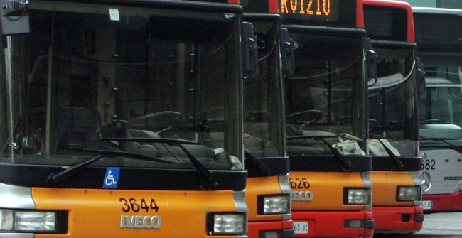 autobus-fuori-servizio-per-sciopero-1